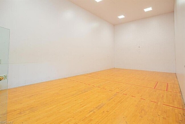 Building Photo - 1150 Wildwood Lakes Blvd