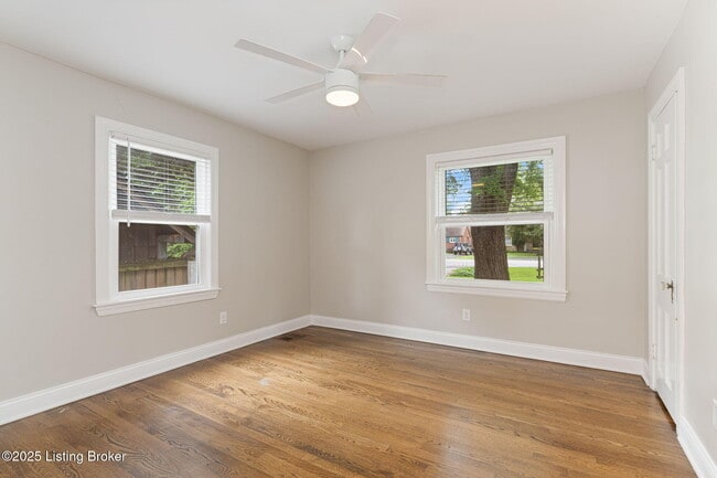 Building Photo - 121 N Hubbards Ln