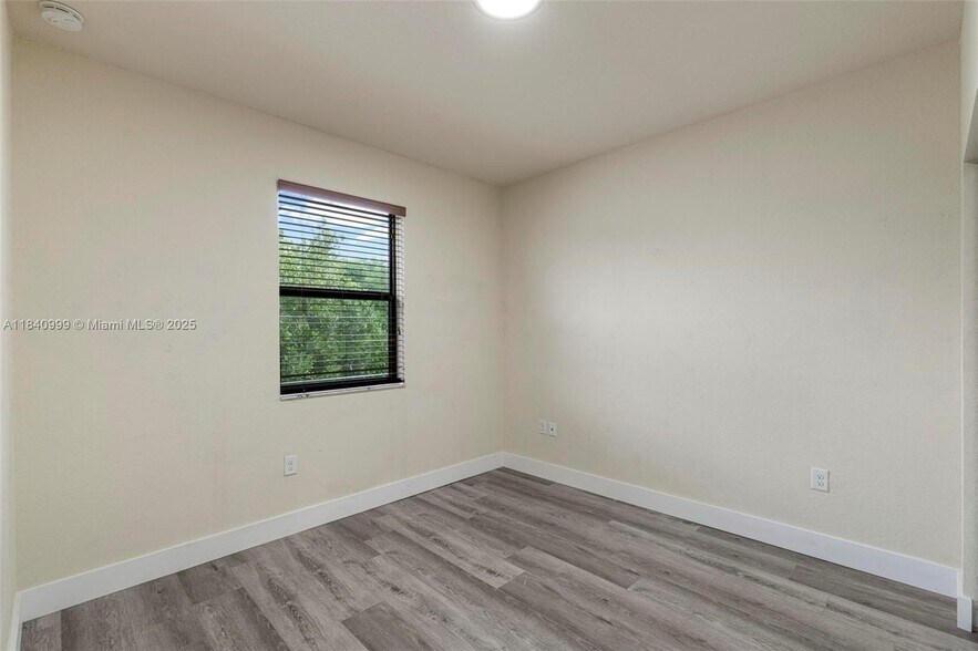 Building Photo - 9329 SW 227th Ter