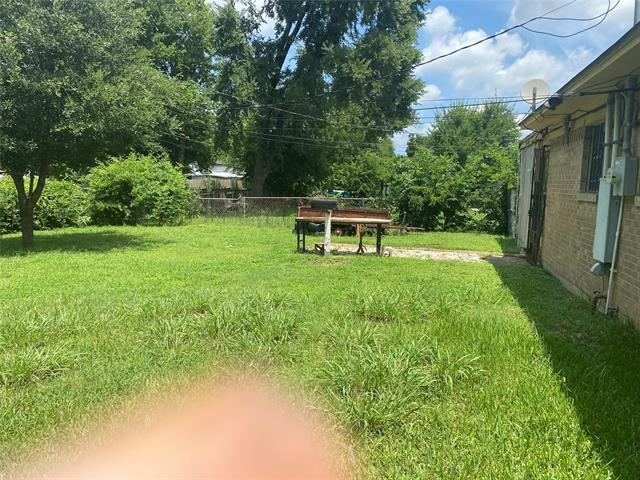 Building Photo - 215 Satinwood Dr