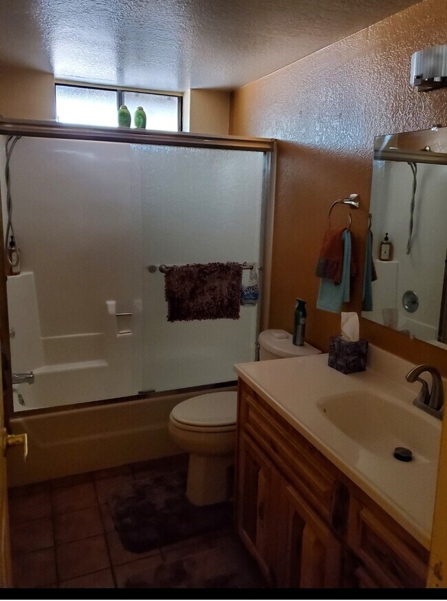 Building Photo - 7144 Moon Creek Cir