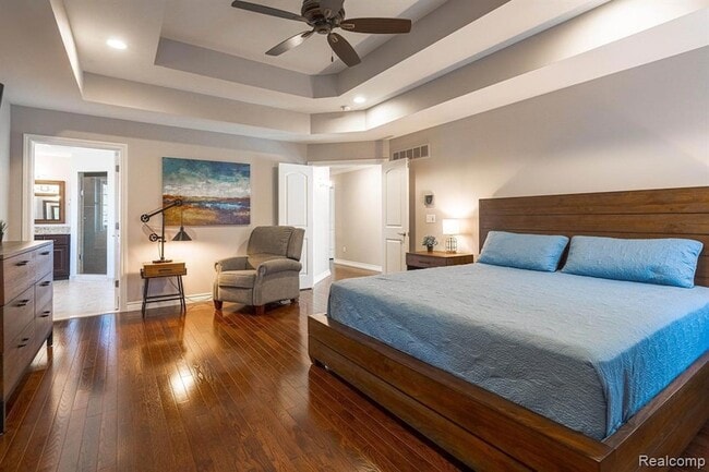 Building Photo - 4906 Stonehenge Dr