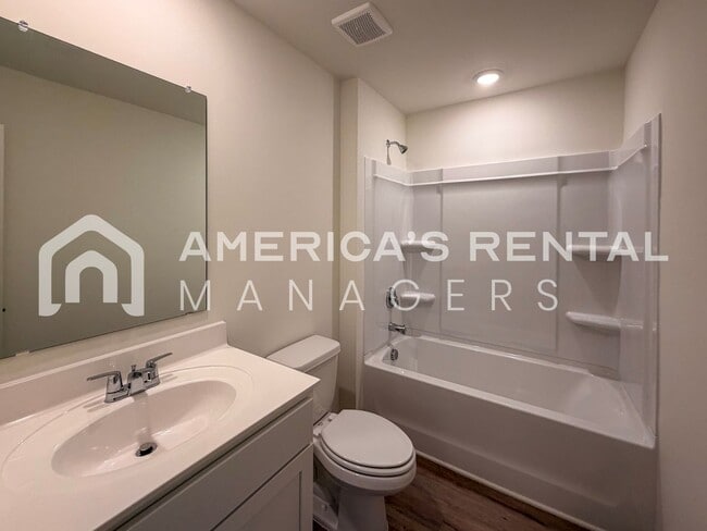 Building Photo - Move-in Special! New Construction Home in Cullman, AL - Available NOW! Sign a 13-month lease by 4...