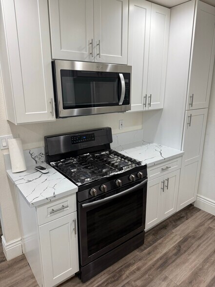 Building Photo - 4701 16th Ave