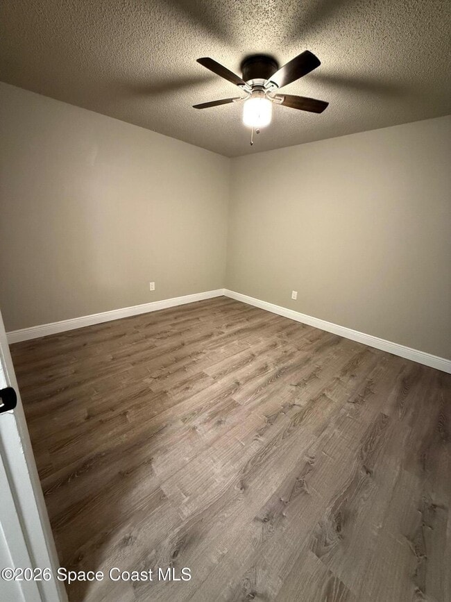 Building Photo - 1425 Croftwood Dr