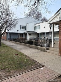 Building Photo - 19 California Dr