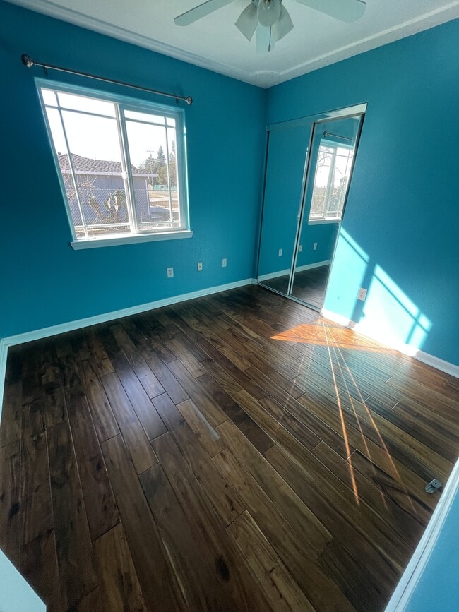 Building Photo - 8302 Bailey Rd