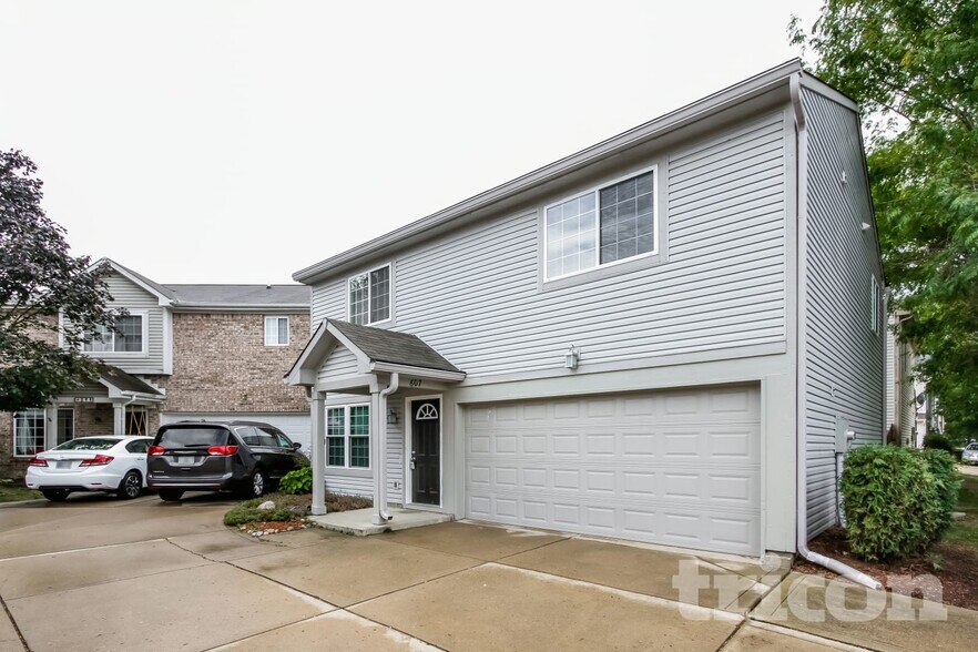 Building Photo - 607 Mountain Pine Dr