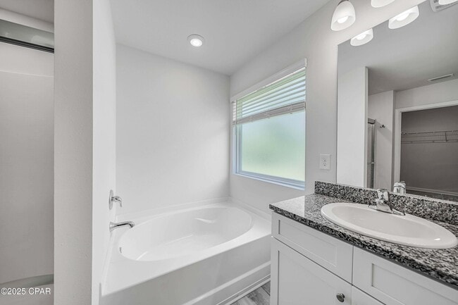 Building Photo - 2304 Aquarius Dr