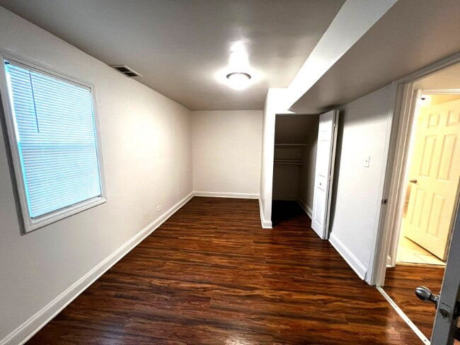 Building Photo - 314 E 138th St