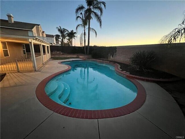 Building Photo - Stunning Pool Home in Menifee with Three-C...