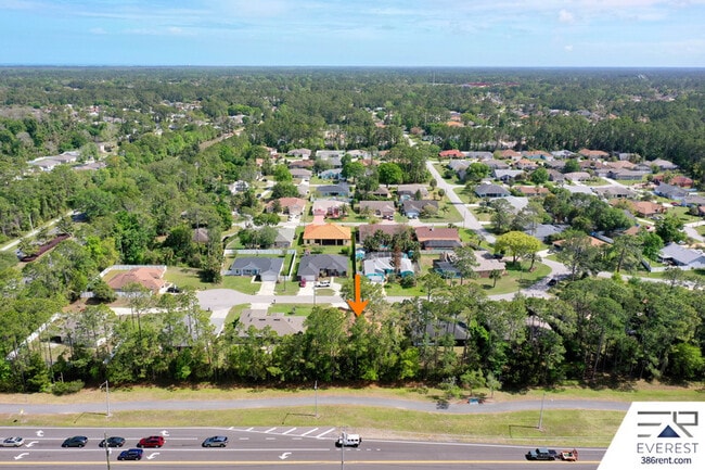 Building Photo - 9 Waywood Pl