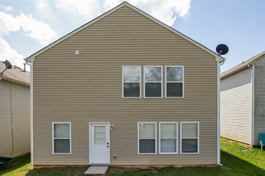 Building Photo - 4214 Quinn Drive