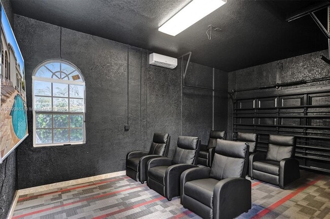 Building Photo - 13751 Pine Meadow Ct