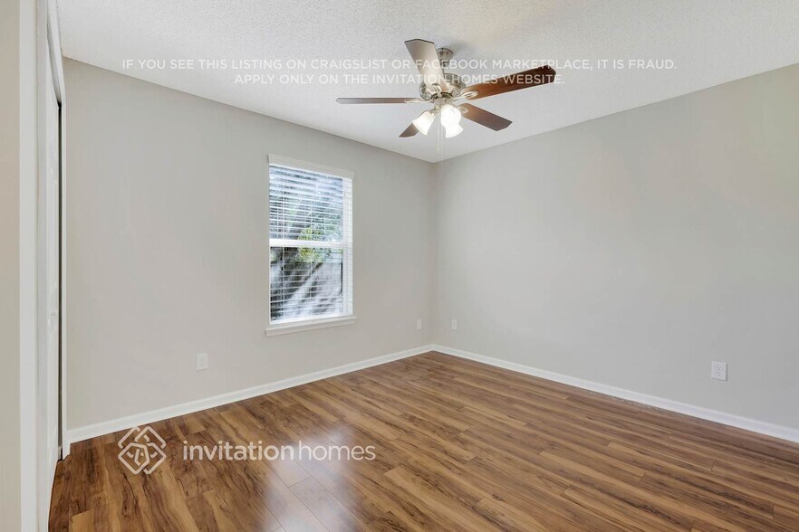 Building Photo - 12096 Coachman Lakes Way