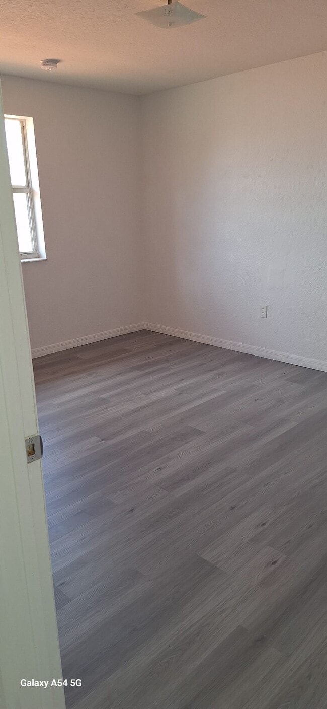Building Photo - 1531 NW 58th Terrace
