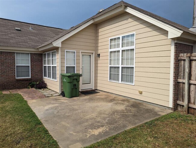 Building Photo - 7418 Wimberly Ln