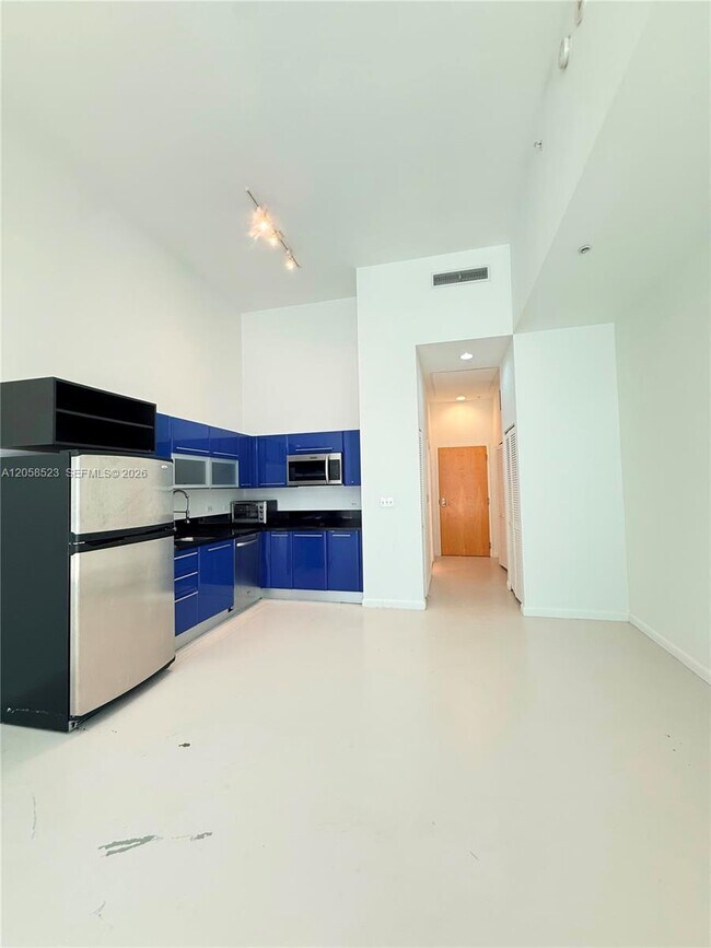 Building Photo - 244 Biscayne Blvd