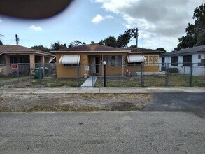 Building Photo - 1960 NW 57th St