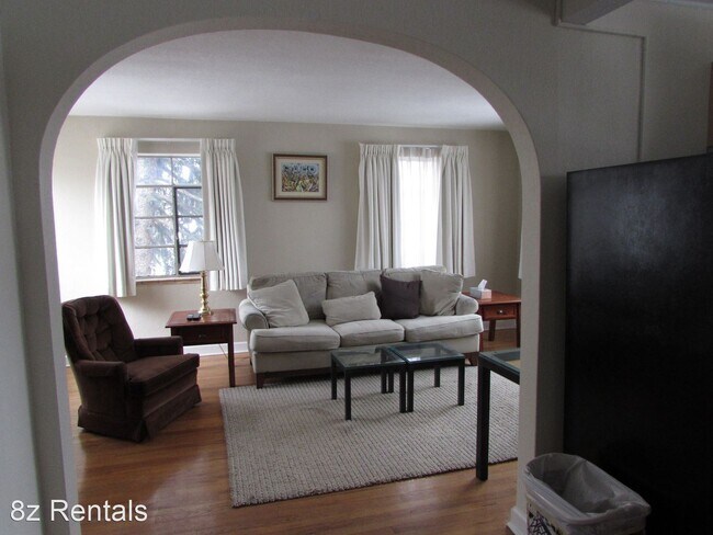 Building Photo - 1 br, 1 bath House - 1483 Ash Street #8