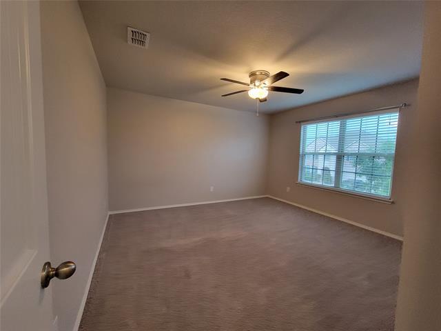 Building Photo - 4725 Redbud Dr