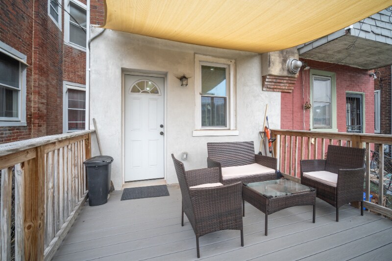 Building Photo - 5940 Walton Ave