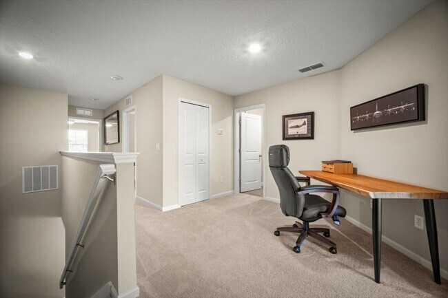 Building Photo - 1255 Beach Dune Dr