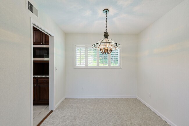 Building Photo - 4 Bed | 2.5 Bath Single-Family Home at the Base of Cowles Mountain