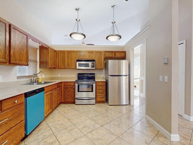 Building Photo - 978 Alsace Dr