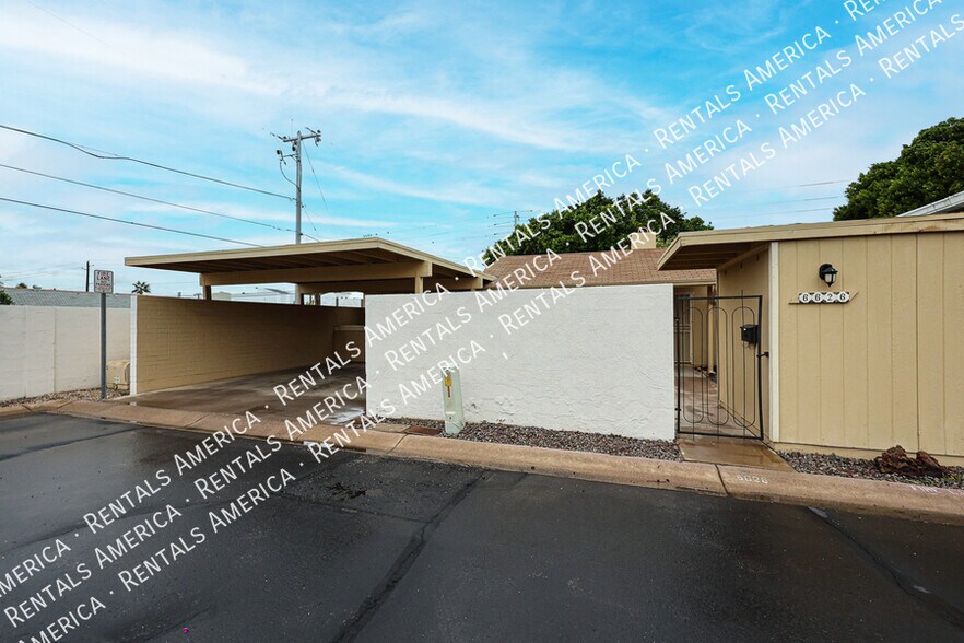 Building Photo - 6626 N Majorca Ln W