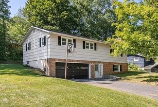 Building Photo - 115 Margo Ln