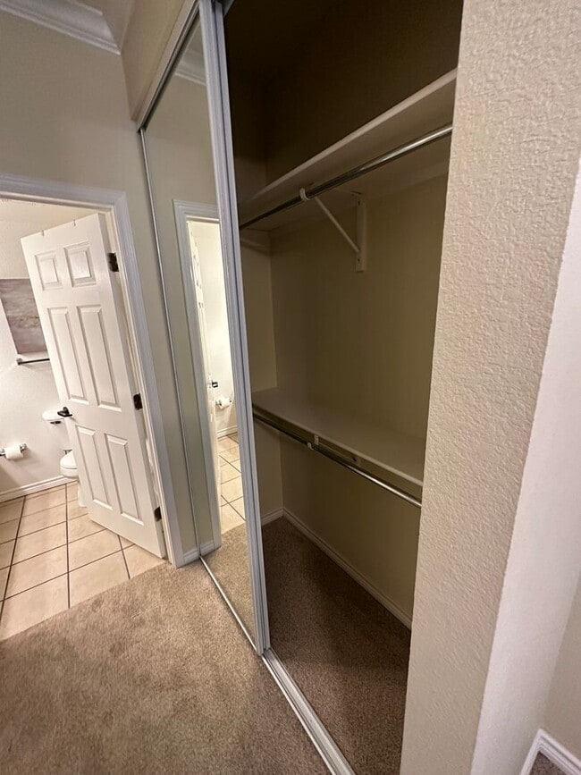 Building Photo - 1 Bed 1 Bath located at Casa De Soledad!