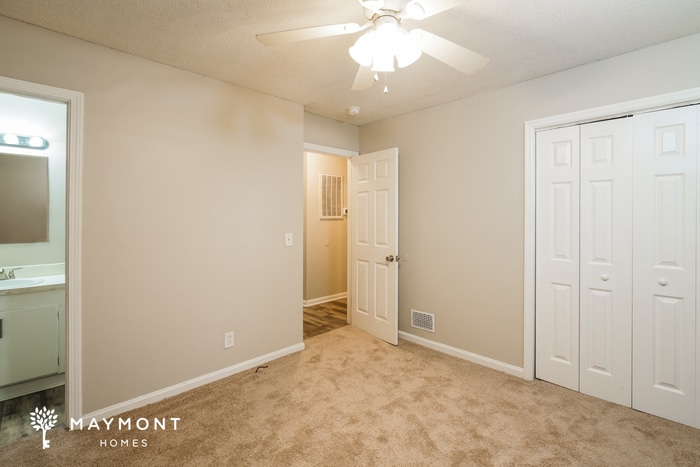 Building Photo - 6006 McMillan Cir