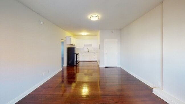Building Photo - 752 S Mariposa Ave #204 Los Angeles, CA 90005