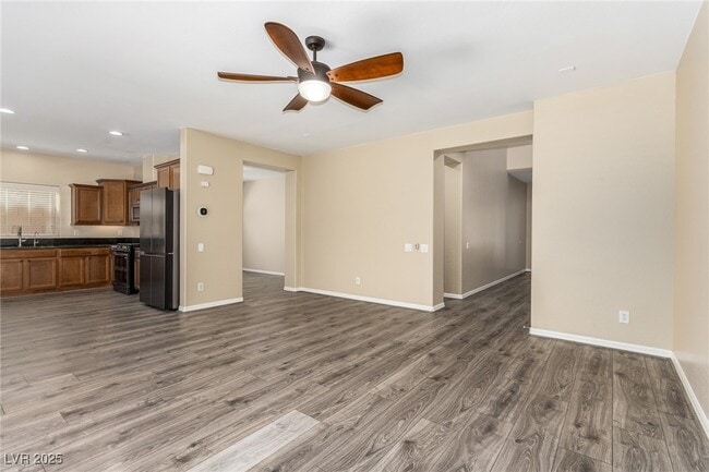 Building Photo - 2612 Romarin Terrace