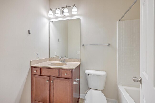 Building Photo - 230 Cameron St