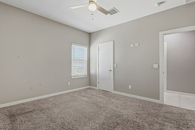 Building Photo - 125 Via Rojas