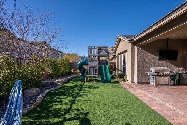 Building Photo - 2931 Raywood Ash Dr