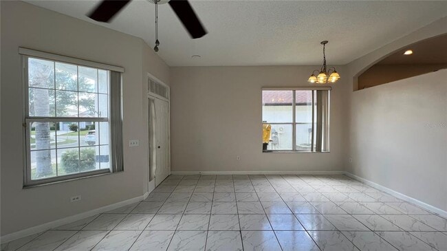 Building Photo - 112 Cello St