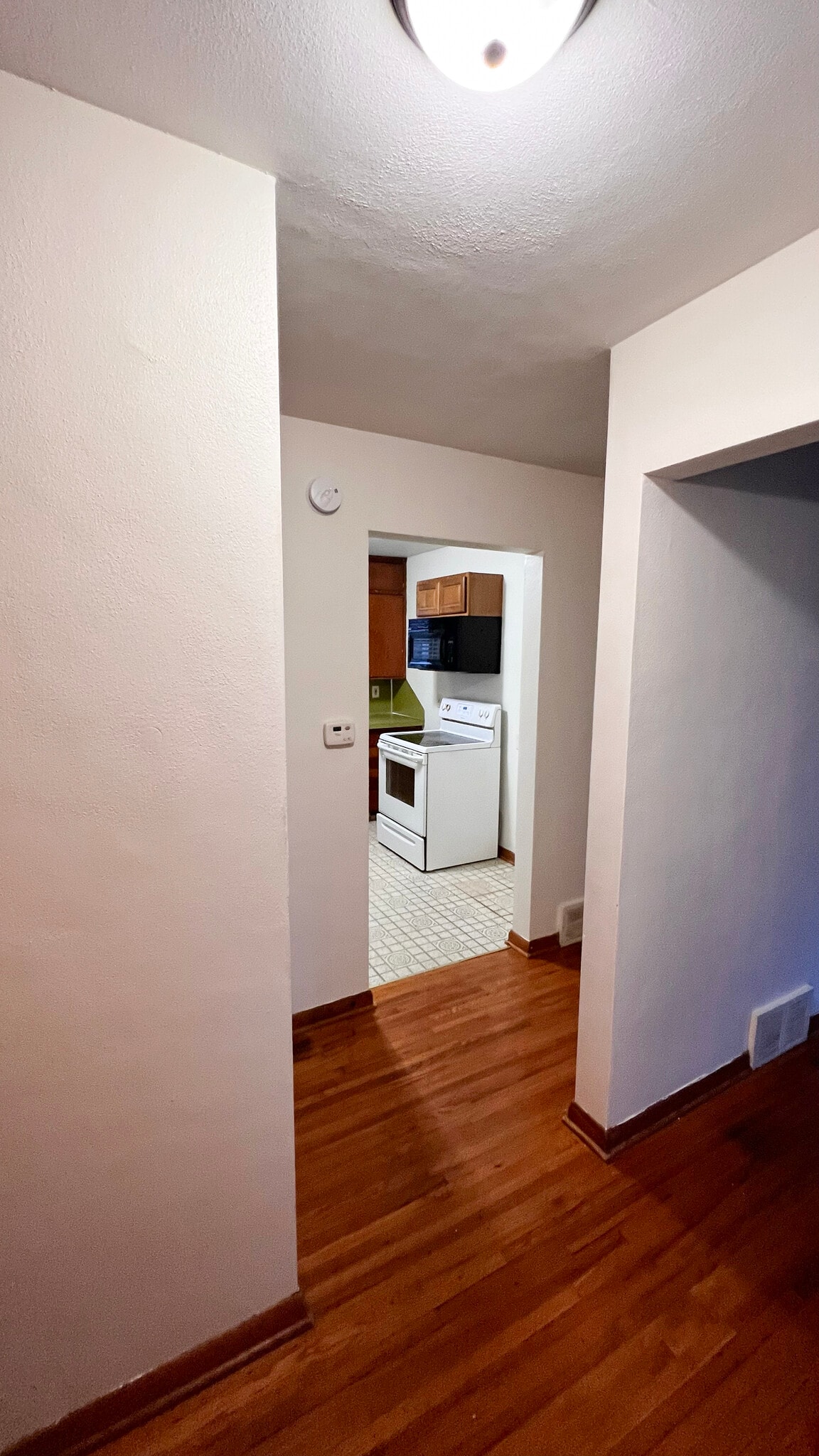 Hallway - 611 Cherry St