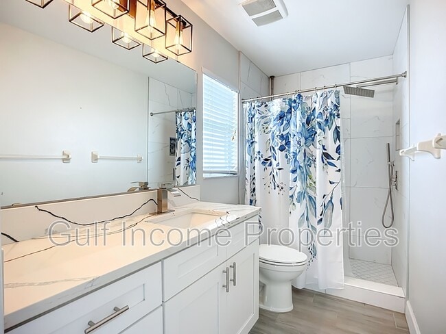 Building Photo - 4218 Berkeley Dr