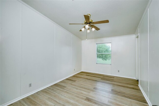 Building Photo - 132 Co Rd 247