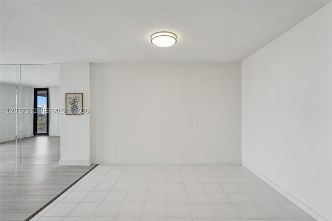 Building Photo - 1600 S Ocean Dr