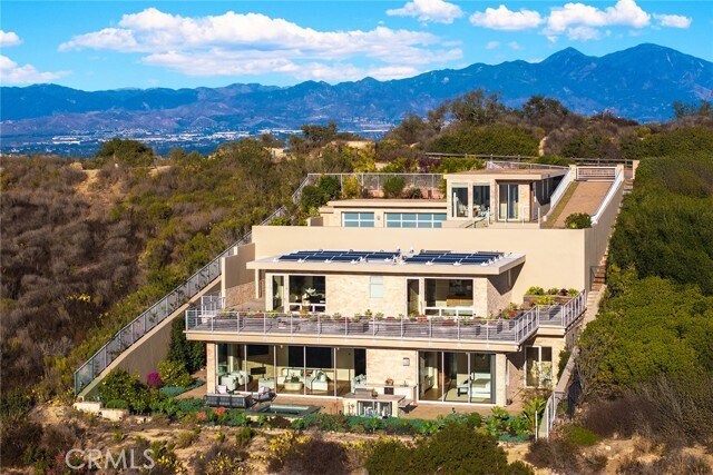 Building Photo - 3355 Alta Laguna Blvd
