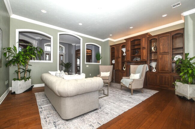 Building Photo - 21685 Merion Ct