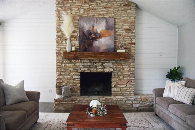 Building Photo - 3406 Valley Pike Rd