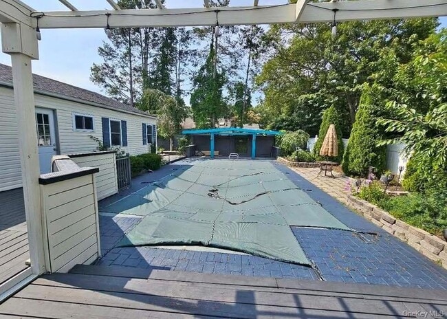 Building Photo - 143 N Summit Ave