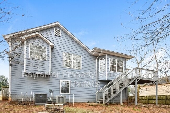 Building Photo - 4819 Lake Park Terrace