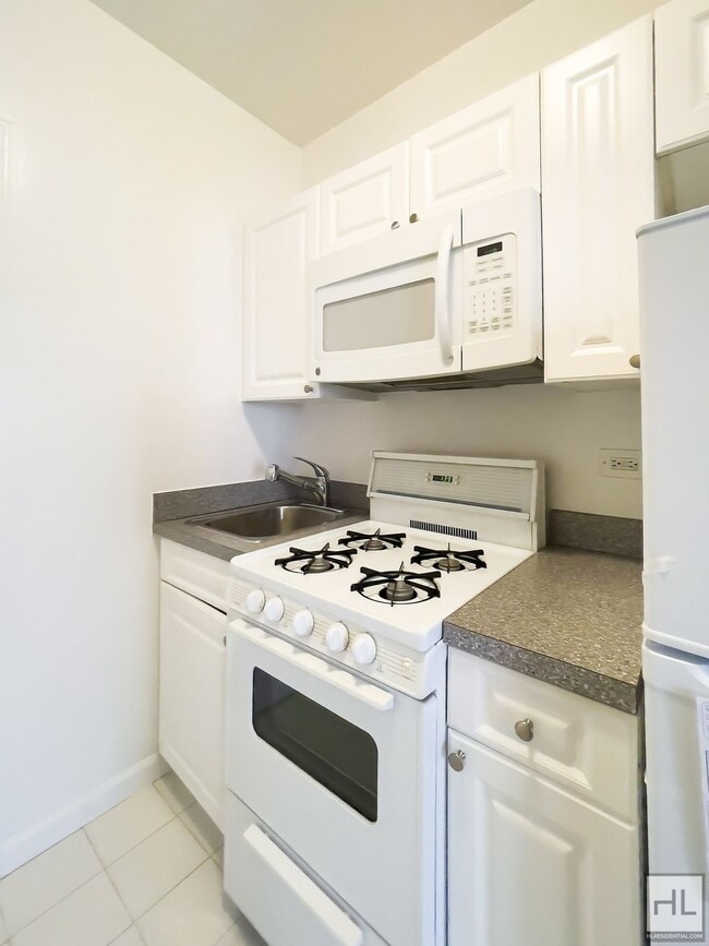 Building Photo - WEST 56 STREET