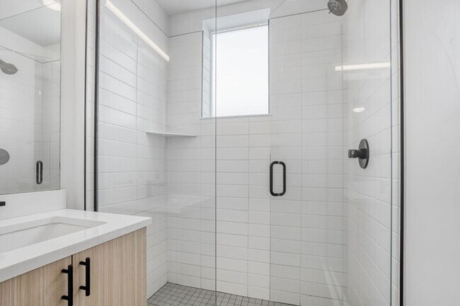 Building Photo - 3101 W 47th Ave